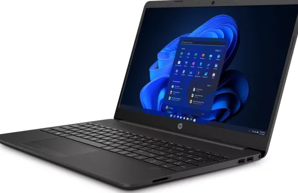 HP 250 G9 15,6"FHD/i3-1215U/8GB/SSD256GB/UHD/W11 Black 6F200EA