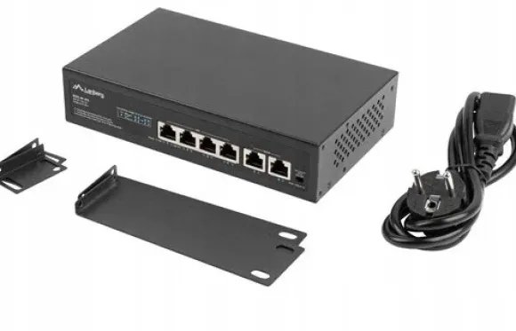 Lanberg Switch Rack 10' 19' 6x 100MB 4x Poe 60W