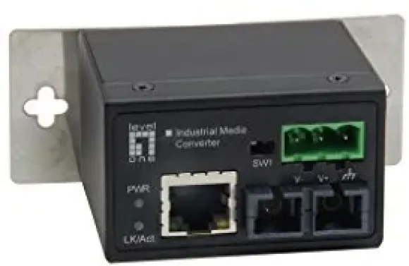 LevelOne Level One 10/100BaseT to 100Base-FX Transceiver (2 km, MMF, RJ-45, ST) 4015867188156