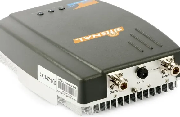 Signal Signal GSM-305 wzmacniacz repeater) A6765